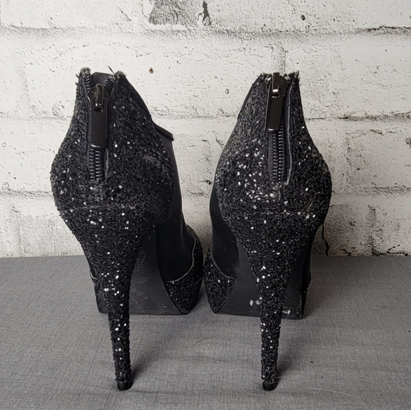 Le Chateau Platform Stilettos. 5" Heels. Sparkles On The Toes And Heel W… - Picture 5 of 9
